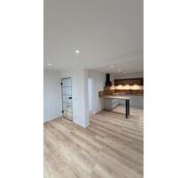 2-ZKB Wohnung - Erstbezug nach Kernsarnierung | Neue Einbauküche - Siegen Dillnhütten