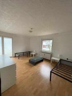 Foto - Provisionsfreie Mietwohnung WG - 700,00&nbsp;EUR Kaltmiete, ca.&nbsp; 55,00&nbsp;m&sup2;