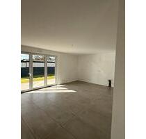 Barrierefreie 3,5 ZKB Wohnung ca. 115m², Terrasse & Gartenanteil - Breitscheid