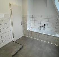 Erstbezug n.Sanierung, Wanne UND Dusche, in einer ruhigen Sackgasse - Werdau