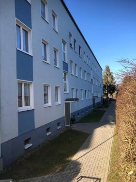 Foto - 4 Raum Wohnung im Erdgeschoss - 420,00 EUR Kaltmiete,