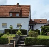 Verkaufe - Freihstehendes Einfamilienhaus mit 2 Garagen - Hohenroda