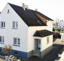 Komplett sanierte helle 4-Zi.-Whg. mit großem Balkon - Rodgau