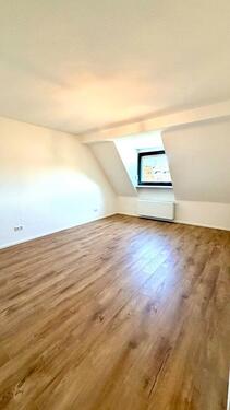 Foto - Charmante 3-Zimmer-Dachgeschosswohnung mit Balkon in Düsseldorf-