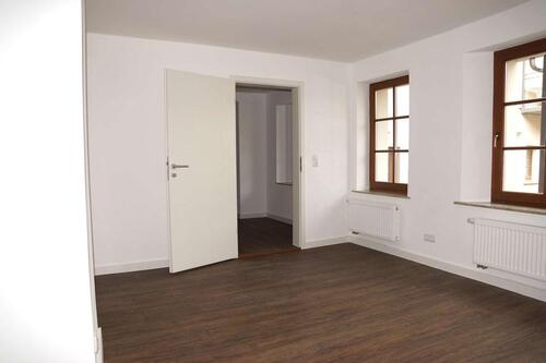 Foto - Sanierte große 3-Raumwohnung mit Terrasse zu vermieten