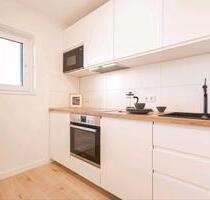 Frisch renoviert - Balkon - EBK - 2 Z. Wohnung - frei ab 0326 - Mettmann