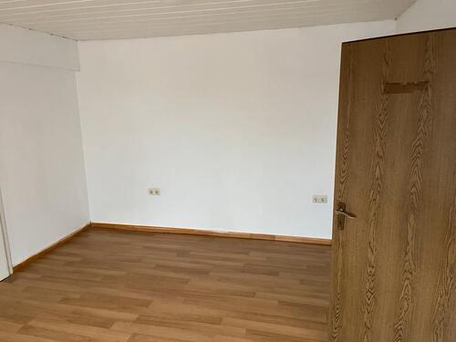 Foto - Kleine 4ZKB Wohnung, DG zentral im schönen Gersten
