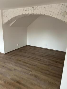 Foto - Erstbezug nach Sanierung 2-Raum-Altbauwohnung - ab 01.03.2026!