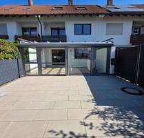 Kissing: Reihenhaus, 6 Zimmer & Wintergarten – provisionsfrei