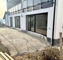 2,5-Zimmer-Neubauwohnung mit Etagen-Alleinlage und 30 m² Terrasse - Passau Maierhof