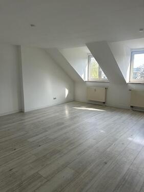 Foto - 2 Zimmer Dachgeschoßwohnung zur Miete in Chemnitz