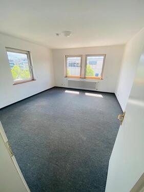 Foto - Hausmeister 2,5 Zimmer Wohnung inkl. Südbalkon zu vermieten