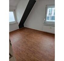 3 Zimmer DG Whg, gerne als WG zu vermieten - Göttingen Oststadt