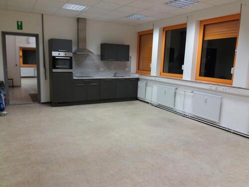 Foto - Bürofläche mit KücheKlima-Anlage und Parkplatz in Cochem
