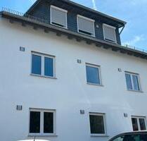 Erstbezug in Wetzlar-Dutenhofen 3 ZKB 2 Wohnungen EG und OG