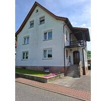Großzügiges Zweifamilienhaus in naturnaher Lage - Heringen - Heringen (Werra)