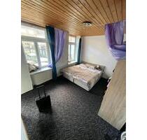 5 Zimmer WHG zentral in Krefeld mit Terasse