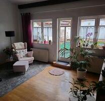 3 ZKB mit zusätzlichem Wohn-Essbereich, 155 qm, ab 1.2.2026 frei - Staufenberg