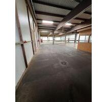 Hallenstellplatz für PKW zu vermieten - Offenburg Elgersweier