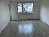 Foto - **Erdgeschosswohnung mit BALKON und Tageslichtbad**MIT NEUEN BODEN*