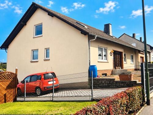 Foto - Einfamilienhaus zum Kaufen in Burghaun