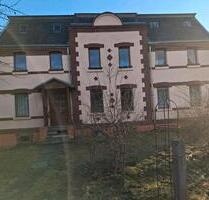 Mehrfamilienhaus - 60.000,00&nbsp;EUR Kaufpreis, ca.&nbsp; 160,00&nbsp;m&sup2; in Oelsnitz (Vogtland) (PLZ: 08606)