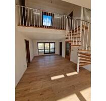 4,5 Zimmer Maisonette Wohnung - 1.450,00&nbsp;EUR Kaltmiete, ca.&nbsp; 111,00&nbsp;m&sup2; in Fellbach (PLZ: 70734)