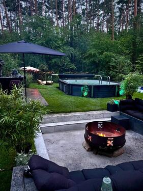 Foto - Pachtgrundstück mit Pool, Sauna Aussenbar und zwei kleinen Hütten
