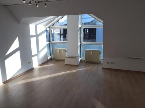 Foto - 2 Zimmer Dachgeschoßwohnung zur Miete in Bayreuth