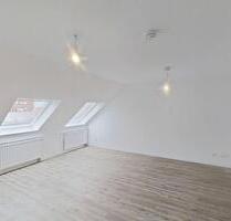 Geräumige 2-Zimmer-Dachgeschosswohnung mit Wannenbad in Paderborner Stadteil Dahl