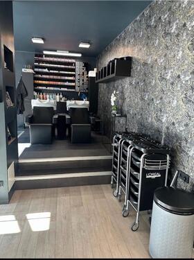 Foto - Friseursalon in Zentraler Lage - 75.000,00 EUR Kaltmiete,