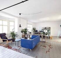 Tageslicht Fotostudio Atelier Schreibtisch in Rummelsburg - Berlin