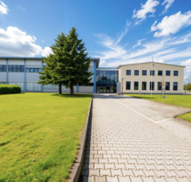 Moderne Bürofläche in Zossen – ca. 253 m² im 1. Obergeschoss mit Einbauküche und Stellplätzen