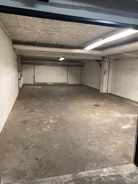 Foto - Oldtimer Halle Stellplätze zu vermieten