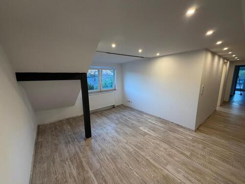 Foto - 2 Zimmer Dachgeschoßwohnung zur Miete in Rösrath