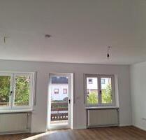 Großes Mietshaus Wohnung in Lengendfeld (Amberg) - Kümmersbruck
