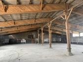 Foto - Lager-Produktionsflächen am Bahnhof Neuhof