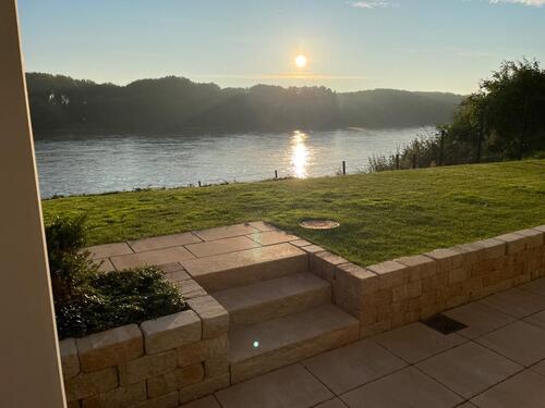 Foto - Exklusive 2-Zimmer-Wohnung in direkter Rheinlage