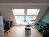 Foto - 1 Zimmer Dachgeschoßwohnung zur Miete in Köln