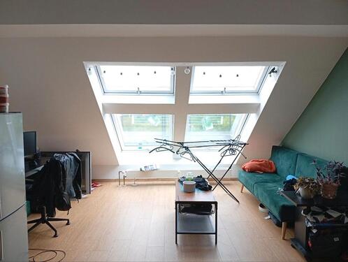 Foto - 1 Zimmer Dachgeschoßwohnung zur Miete in Köln
