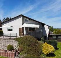 Einfamilienhaus mit toller Aussichtgroßer Garten - Untersteinach