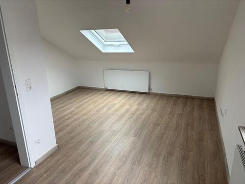 Foto - 2.5 Zimmer Dachgeschoßwohnung in Leonberg