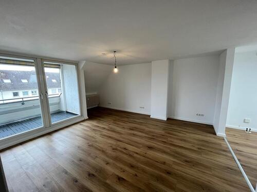 Foto - 2 Zimmer Dachgeschoßwohnung in Niederkassel