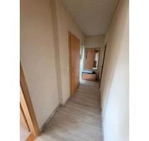 Schöne 2-Raum Wohnung mit Einbauküche in Mutzschen - Grimma