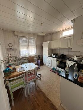 Foto - 7 Zimmer Mehrfamilienhaus, Wohnhaus in Bischofsheim