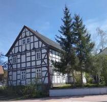 Historisches Fachwerk-Mehrfamilienhaus, Sanierungsobjekt - Lichtenfels