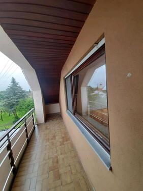 Foto - 80 m² sonnige 4-Z. DG-Mietwohnung KM: