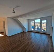 Helle DG-Wohnung, 72m2, Erstbezug nach Renovierung, großes Bad - Schleusingen