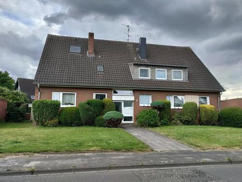 Foto - Sonnige 3-Zimmer Dachgeschosswohnung in Vorst