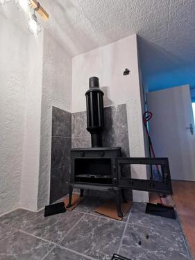 Foto - Bungalow mit großem Grundstück – Mietfrei gegen Sanierung